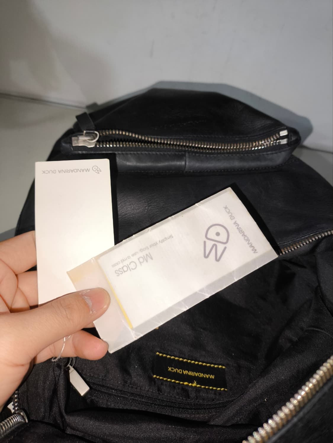 만다리나덕 소가죽 미니 백팩 상품이미지6