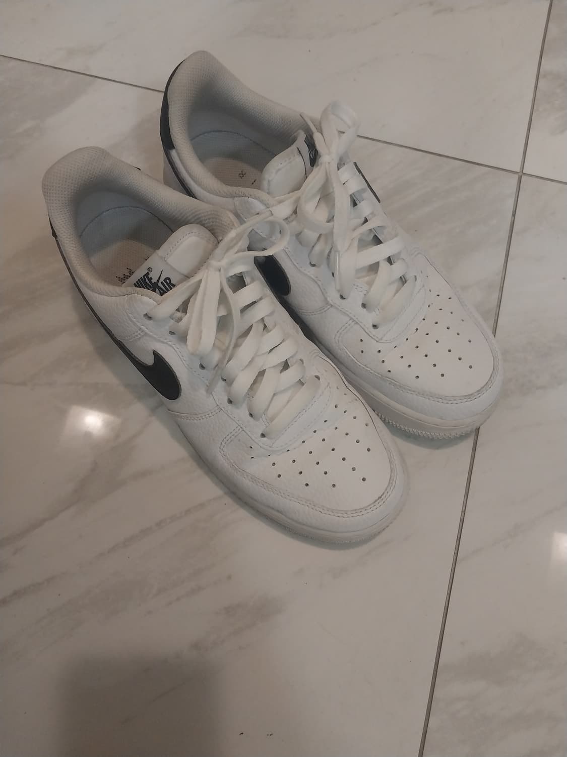 나이키 에어포스.아디다스이지파워페이즈 상품이미지1