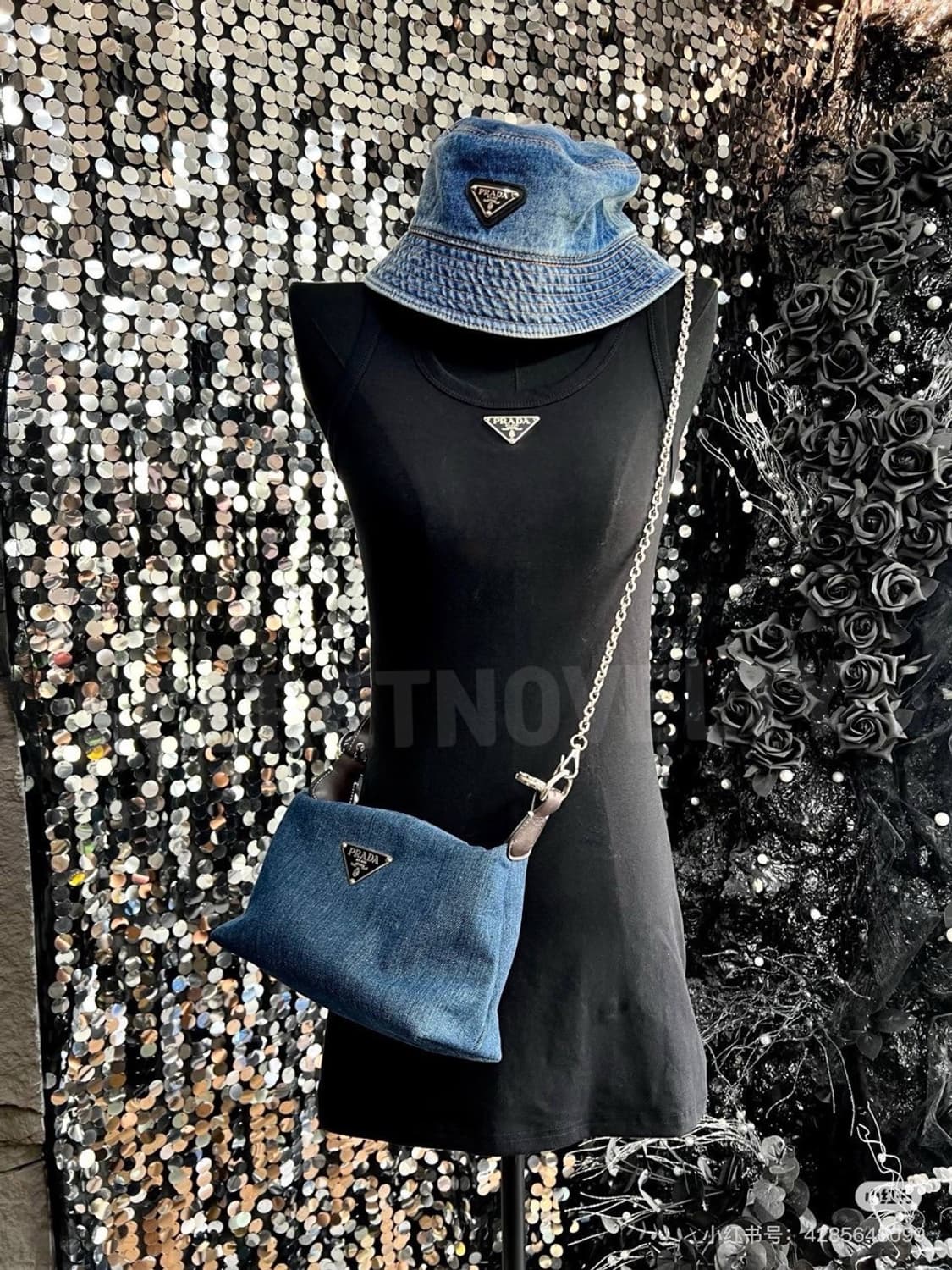 프라다 데님 체인 숄더 크로스 백  상품이미지1