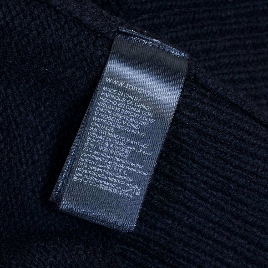 타미힐피거 로고 패치 니트 상품이미지6