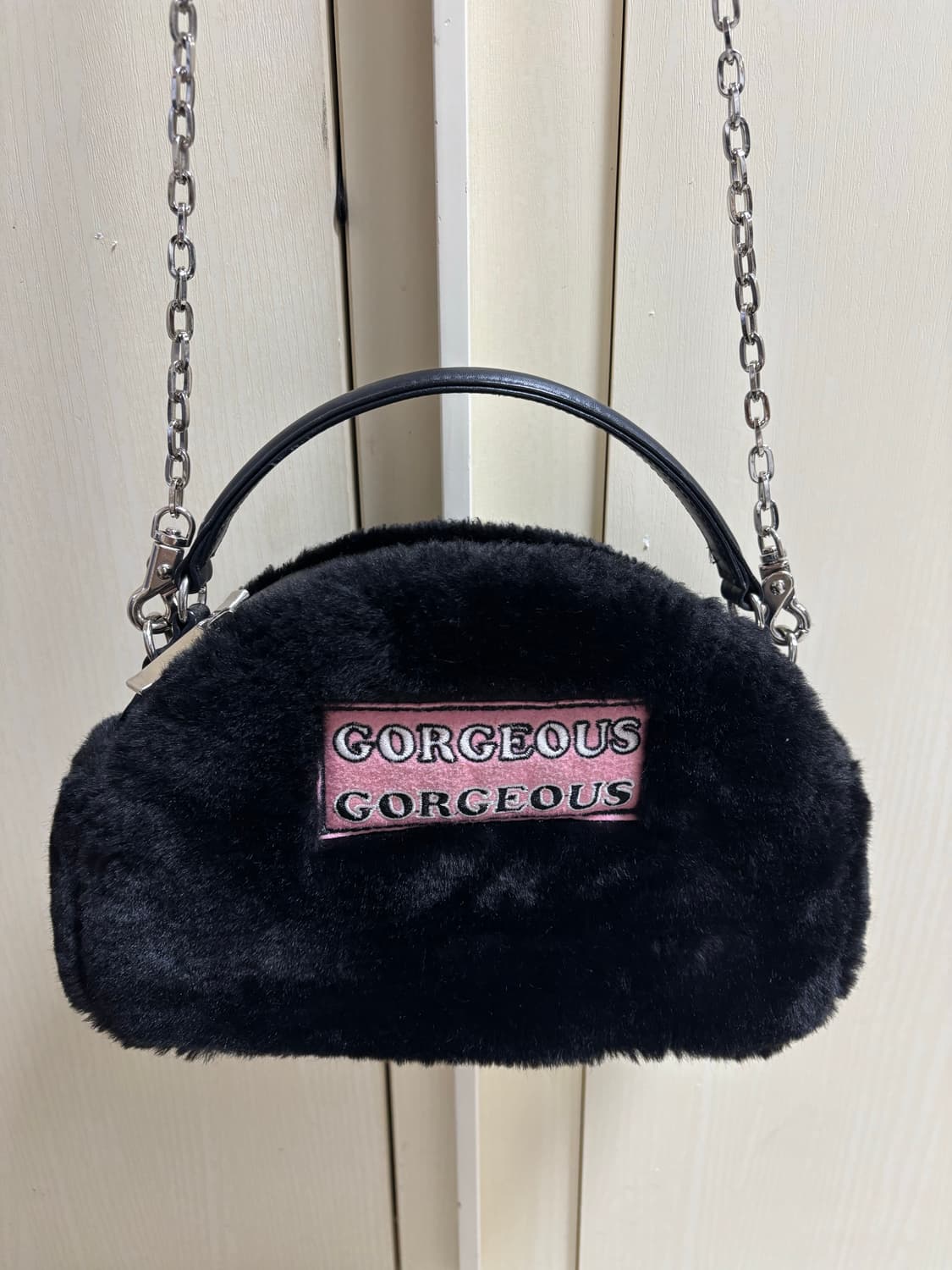 마가린핑거스 퍼 크로스백 상품이미지1