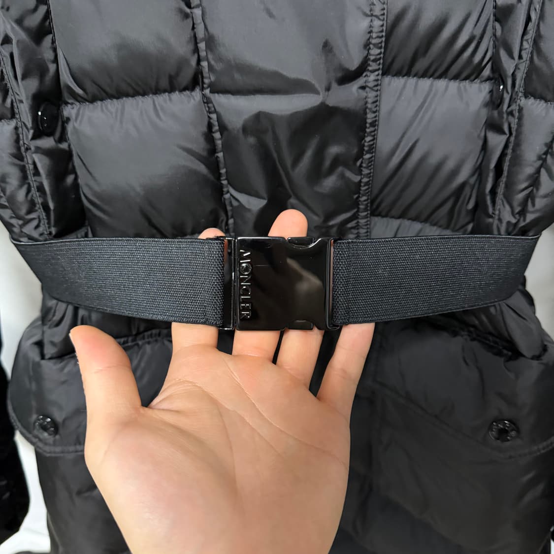 [S+급/2] 몽클레어 클로에 여성패딩 블랙 라쿤퍼 풀구성 끌로에 상품이미지6