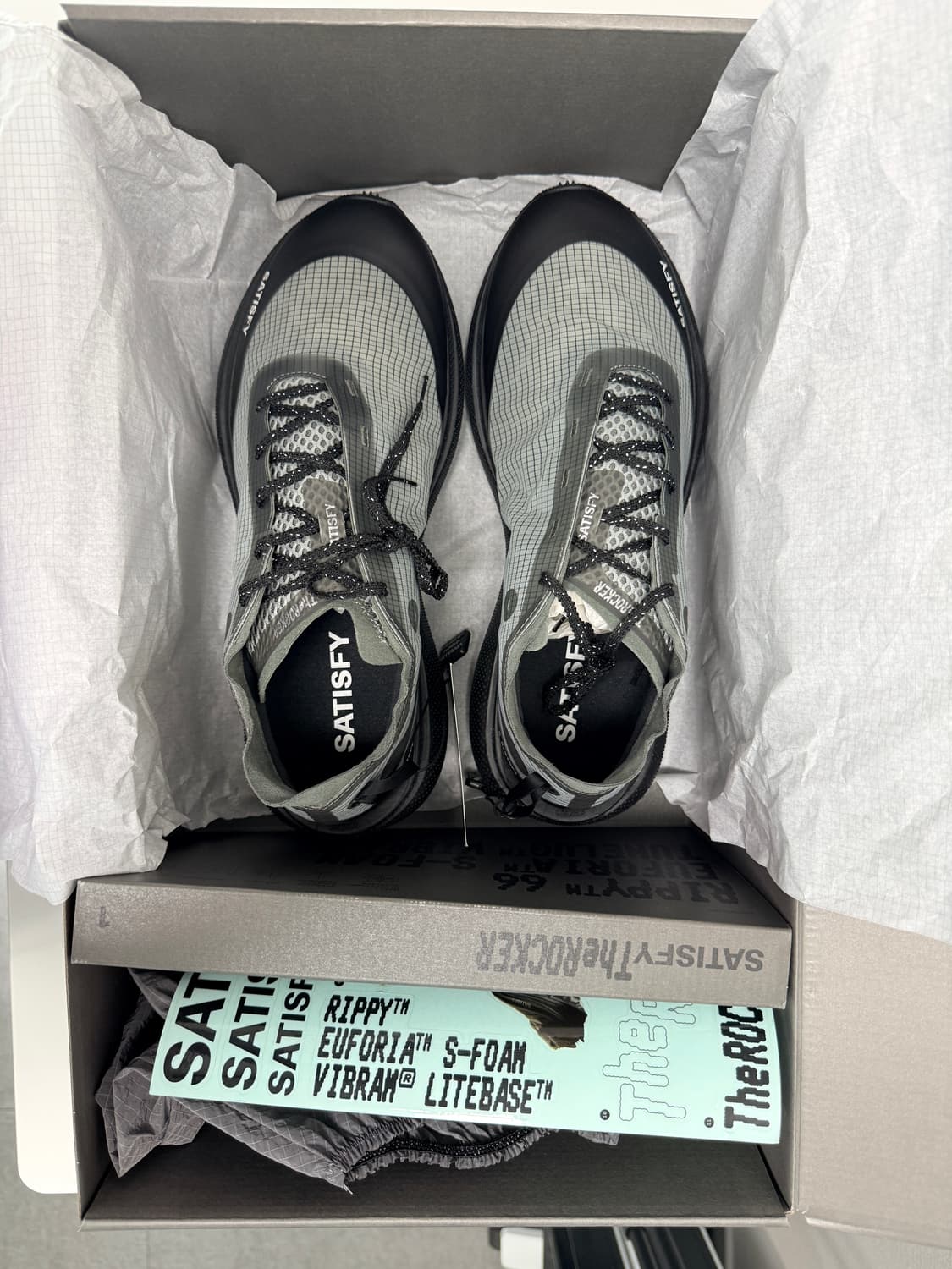 [285] 새상품 새티스파이 더 라커 쉐도우 상품이미지1