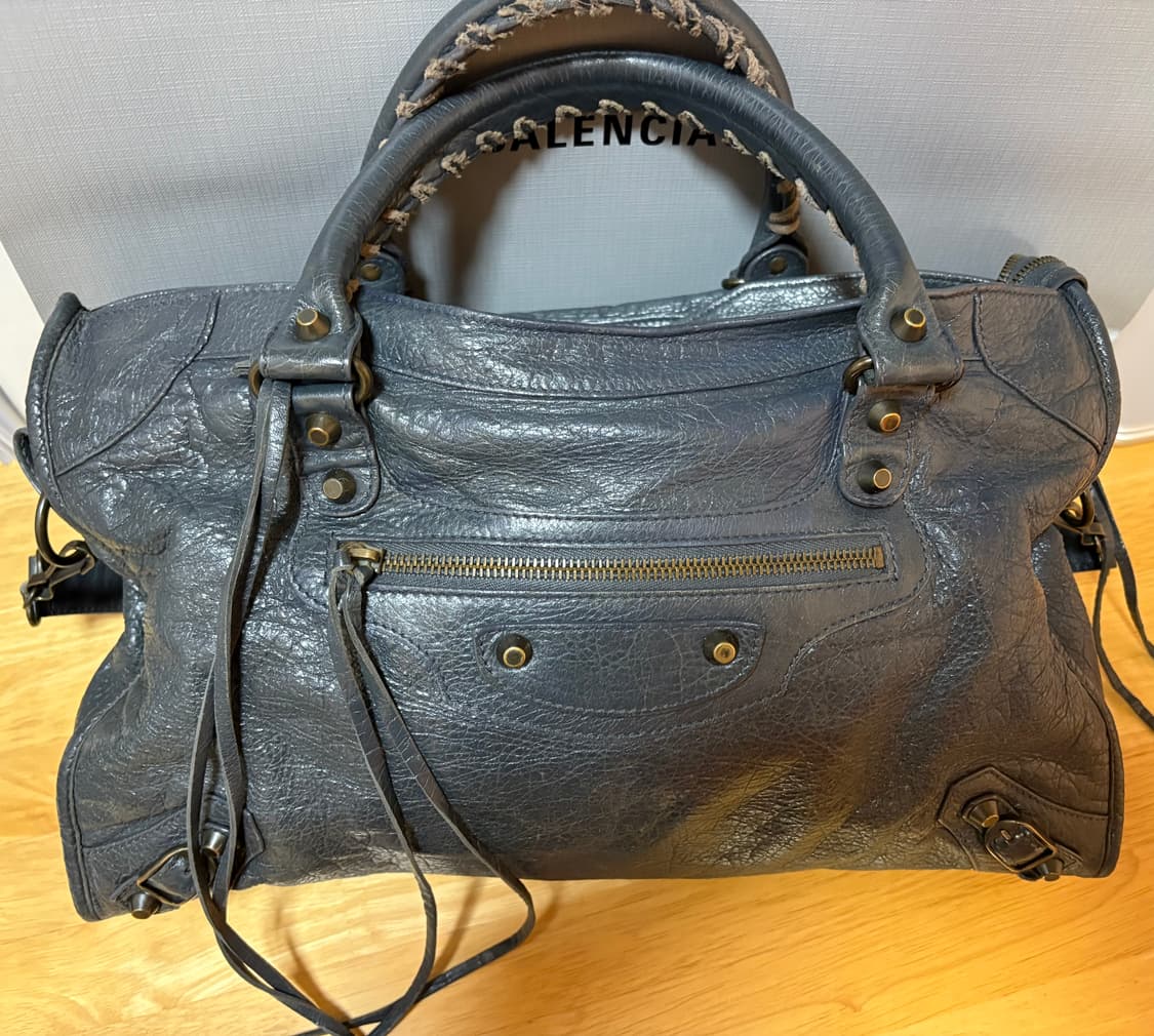 발렌시아가 시티 모터백 그레이 미디움사이즈 상품이미지1