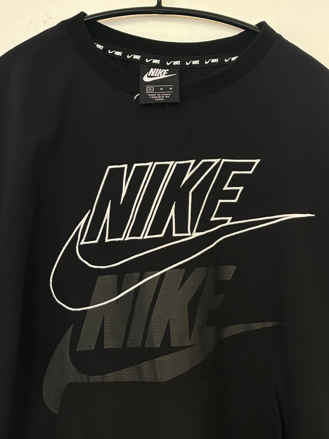 나이키 블랙 로고 반팔티 M 상품이미지3