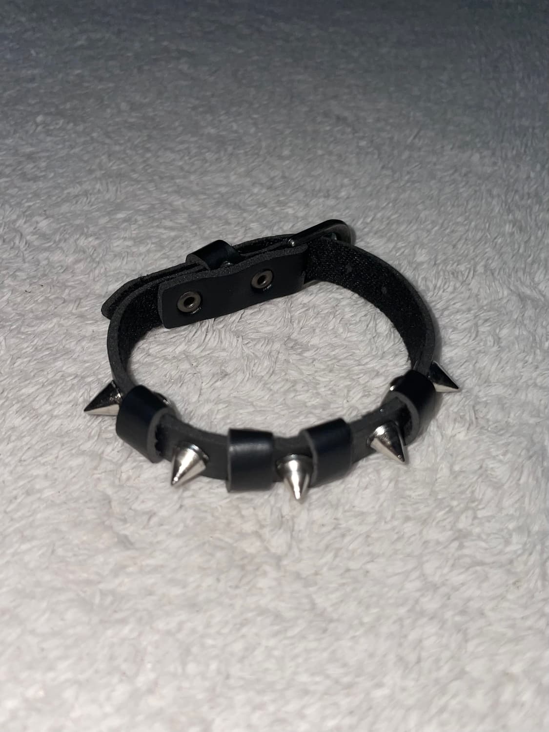 black stud leather bracelet 블랙 스터드 팔찌 상품이미지1