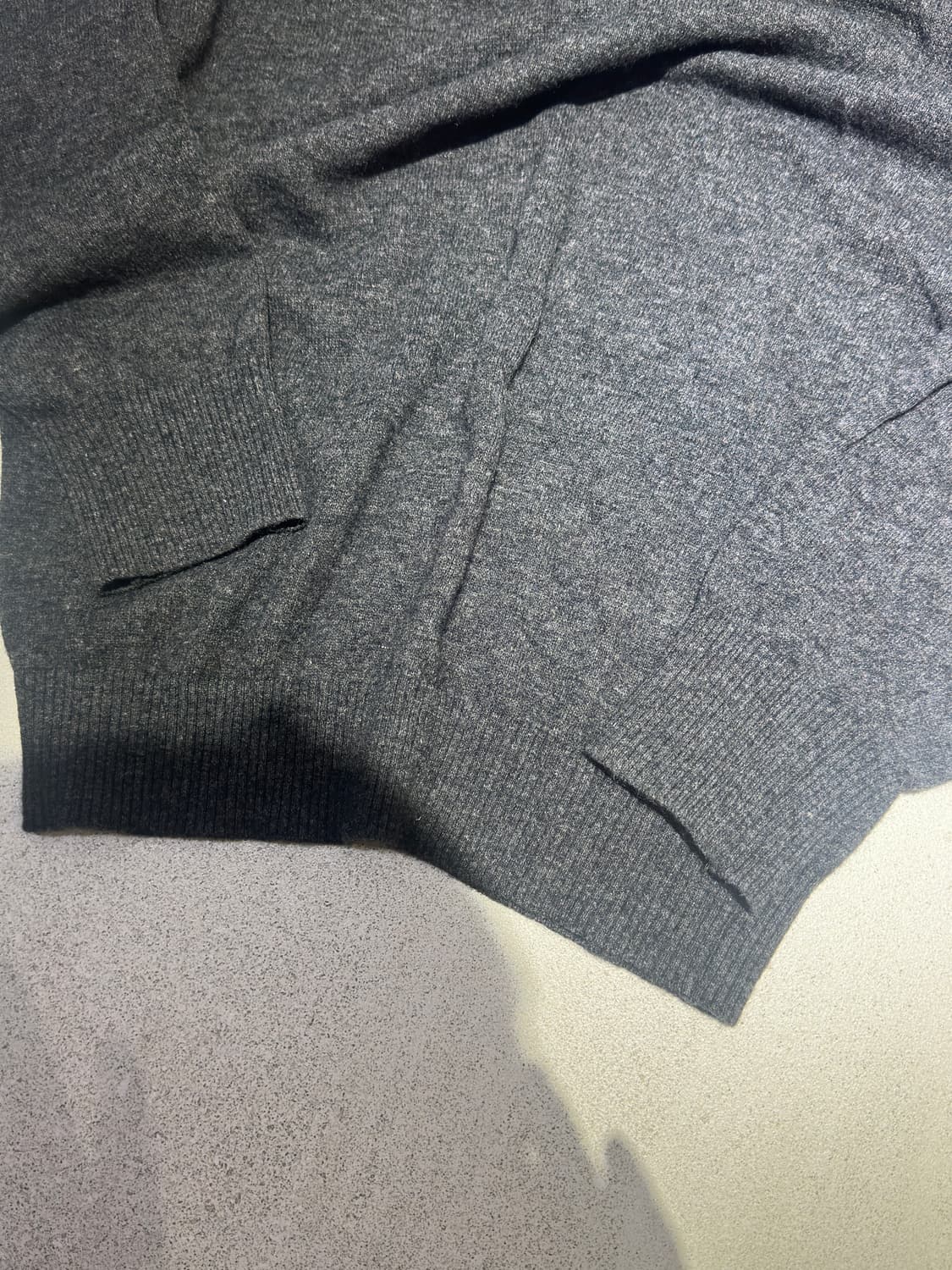 [m] 아트이프액츠 헨리넥 니트 차콜/라이트그레이 상품이미지4