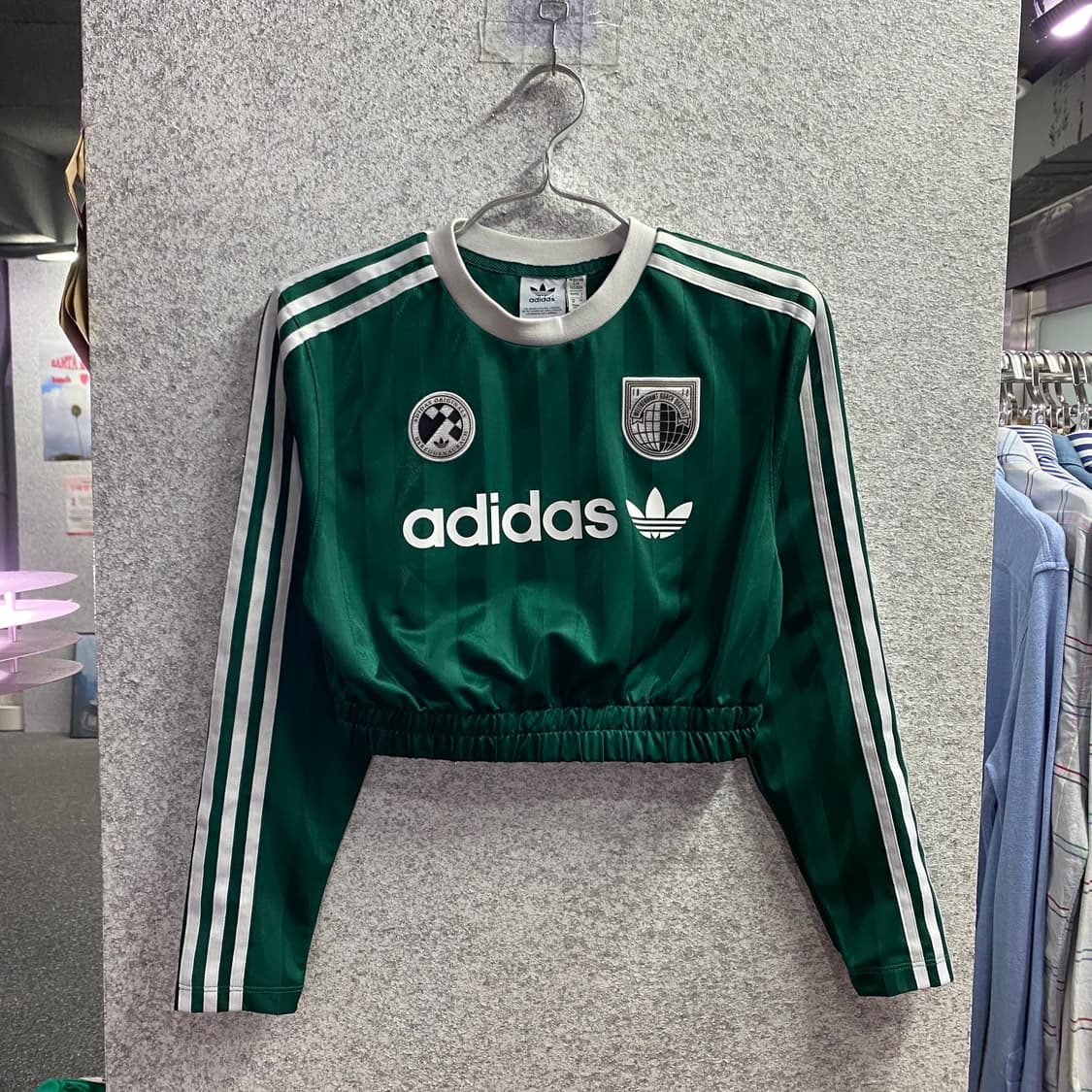 아디다스 블록코어 크롭 롱슬리브 B4297 상품이미지2