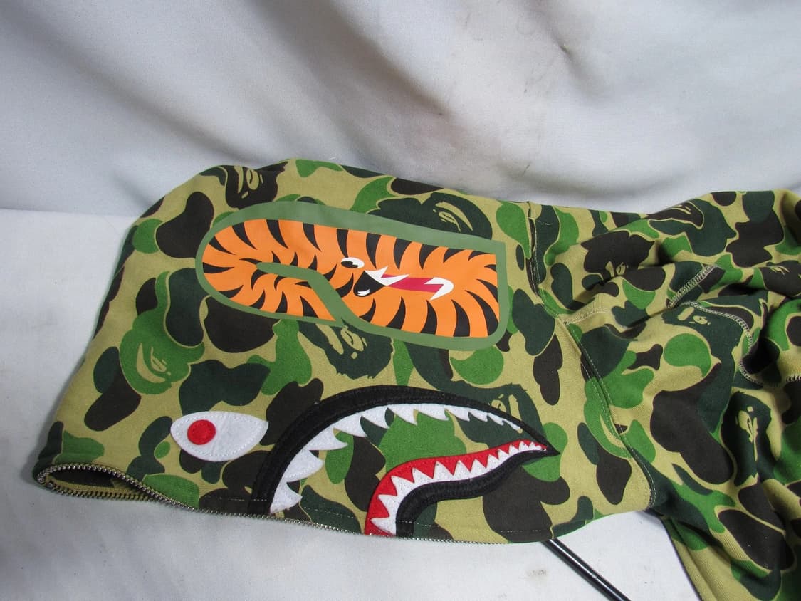 베이프 1st 카모 샤크 후드집업 녹계 상품이미지7