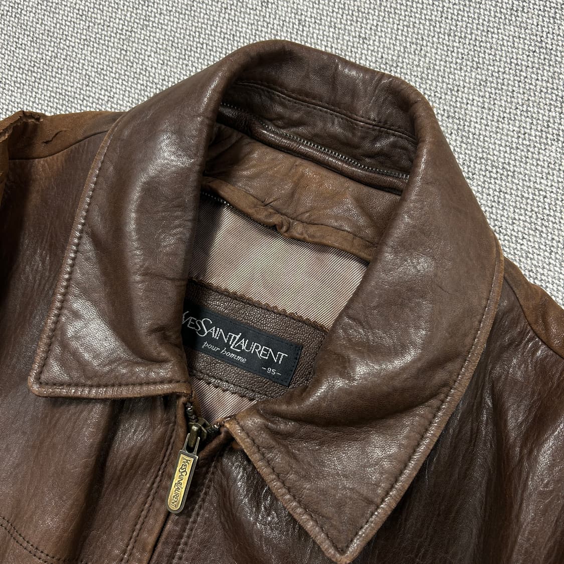 입생로랑 90s 양가죽 레더자켓(95) 상품이미지4