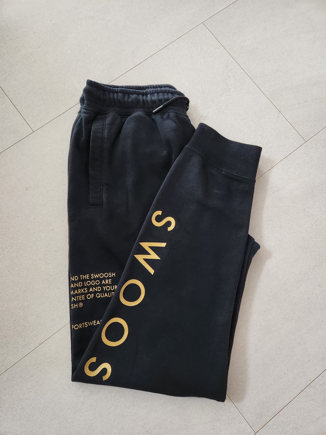 나이키 퓨추라 골드 더블스우시 조거 팬츠 상품이미지2