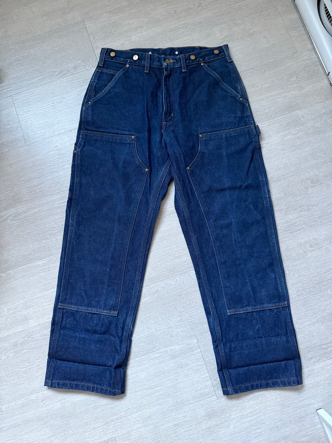 32x32 칼하트 더블니 데님 워크팬츠 상품이미지1