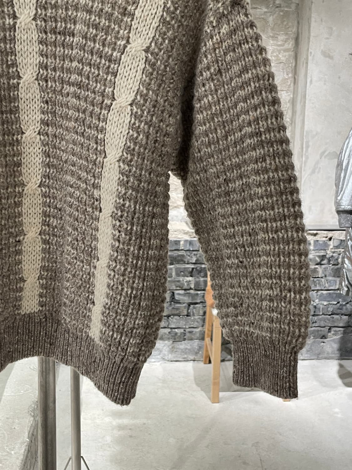 cornel 베이지 헤비울 스웨터 상품이미지5