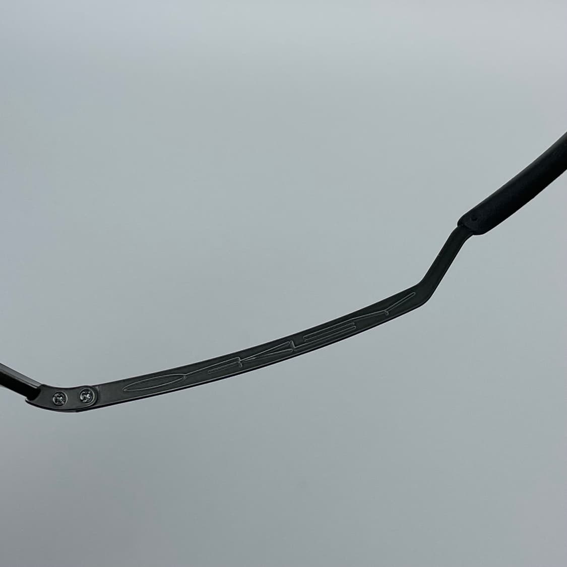 oakley e wire