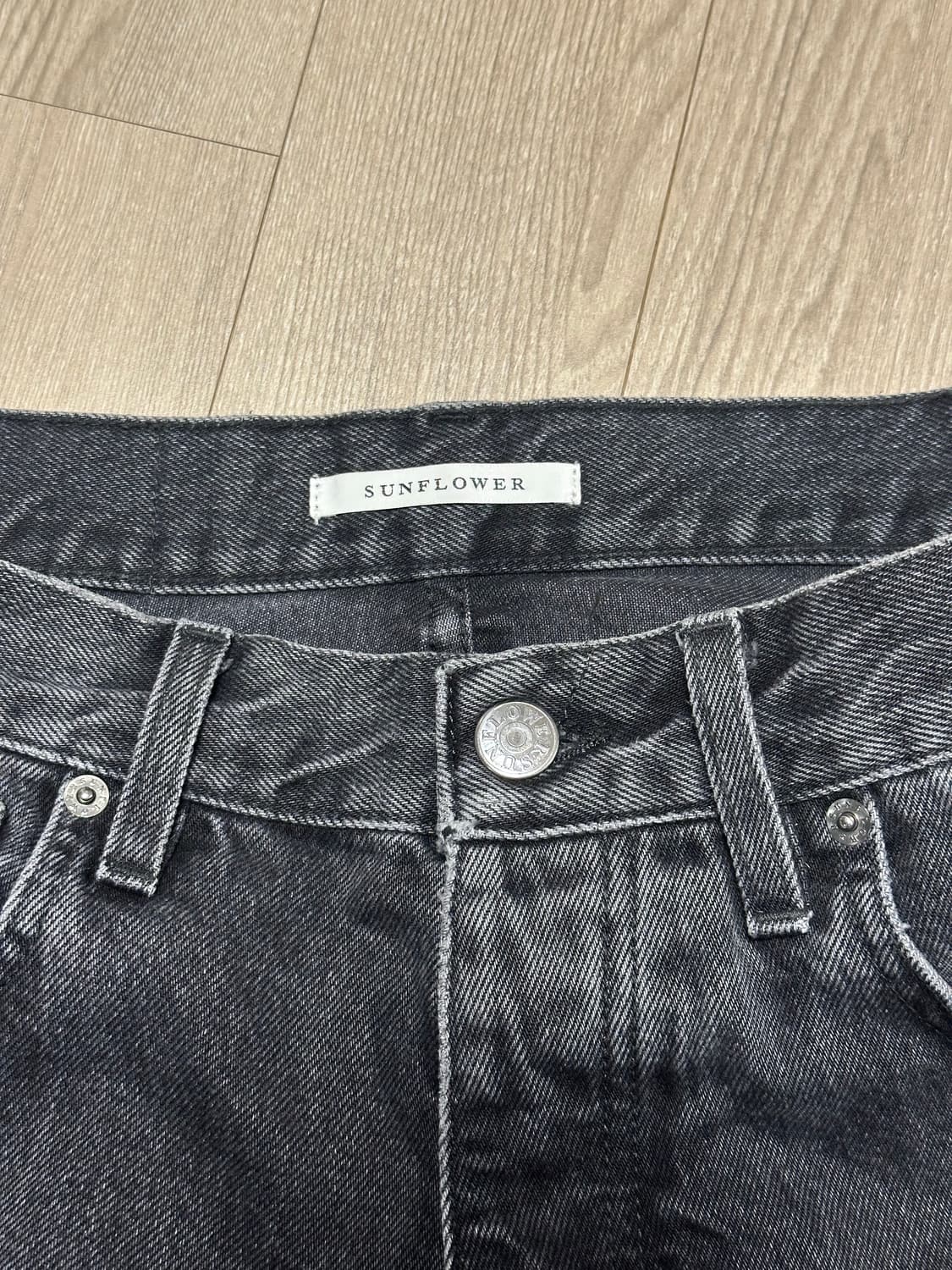 (30) 선플라워 와이드 트위스트 데님 블랙 상품이미지4