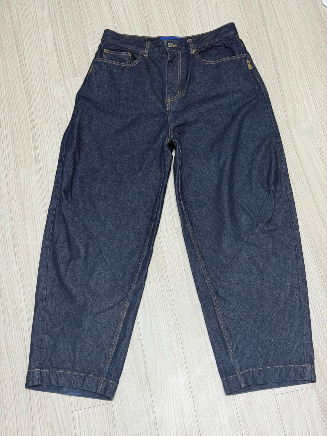 [A4] 아더에러 데크레스 진 다크 네이비 Decres Jeans 상품이미지1