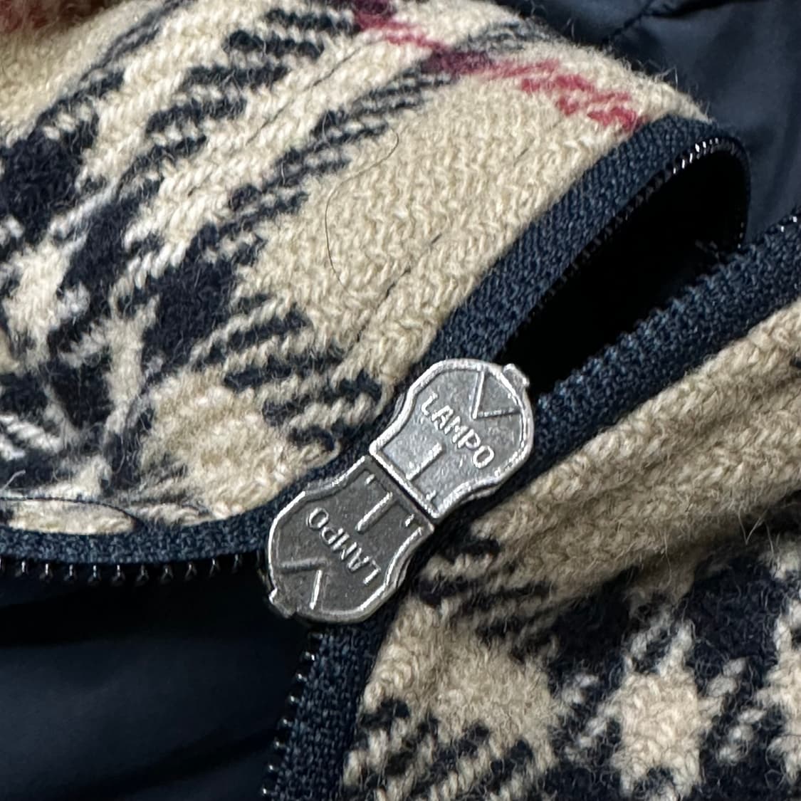 버버리 헌팅 자켓 상품이미지9