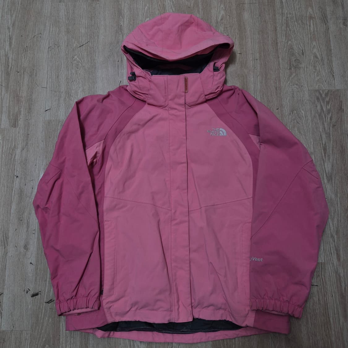 노스페이스 여성 핑크 하이벤트 후드 바람막이 스키점퍼 L(90) 상품이미지1