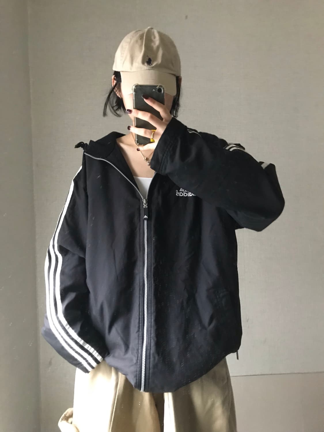 아디다스 90s 검흰 오버핏 누빔패딩 상품이미지2