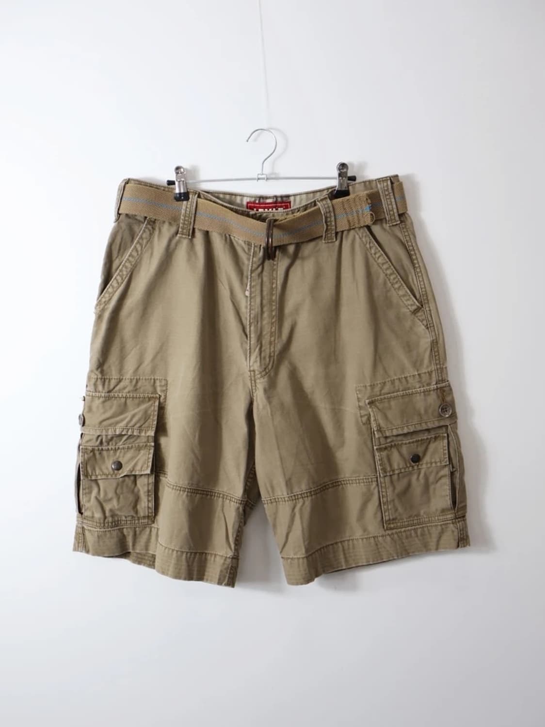 Levi’s Beige Cargo Shorts 상품이미지4