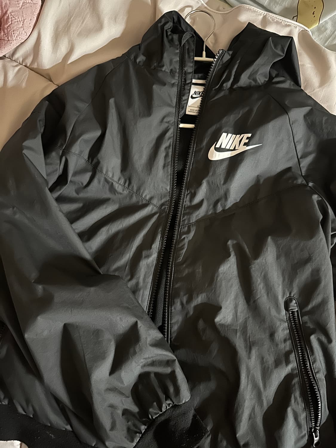 나이키 바람막이 상품이미지1