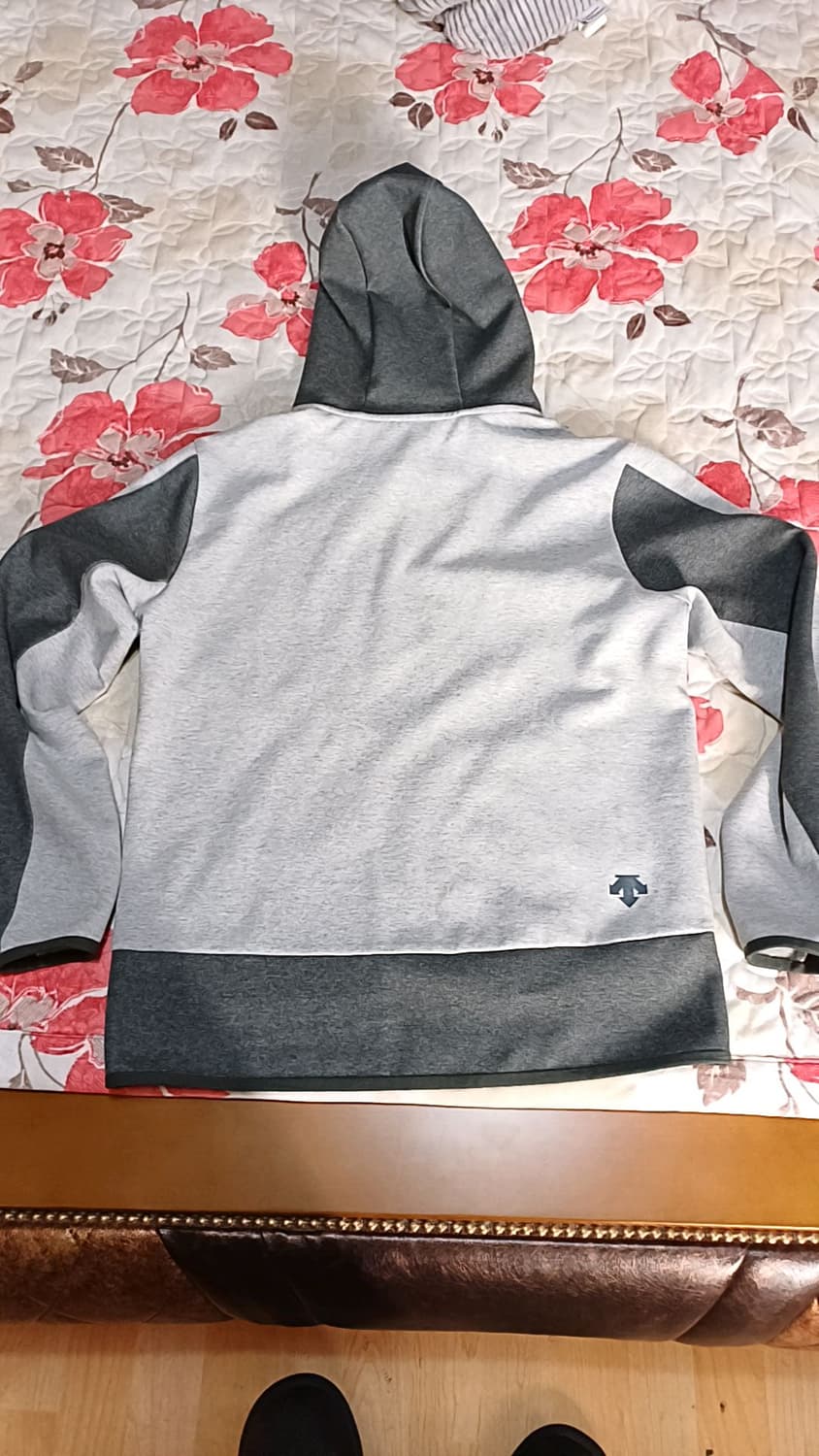 데상트 춘추용후드집업 100 가슴55 기장70 상품이미지5