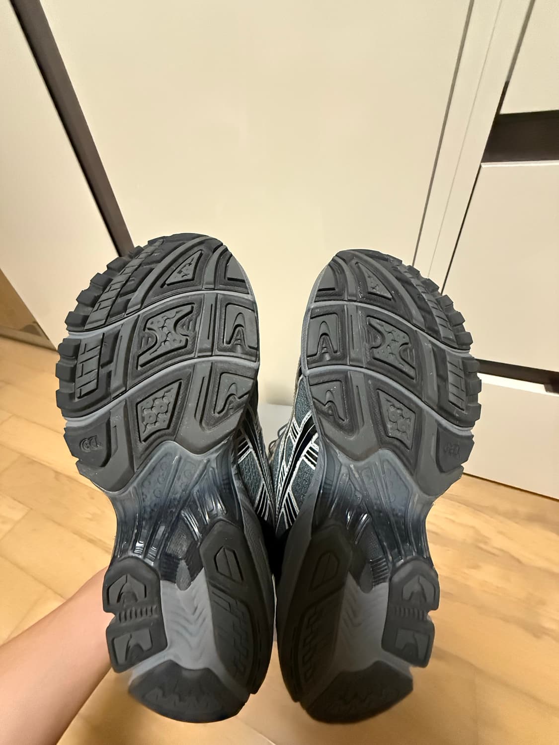 아식스 x 언어펙티드 젤 카야노 14 실버문 270 상품이미지5