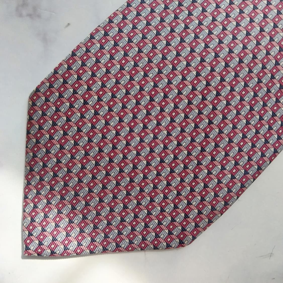 페라가모 실크 와인 하우스 패턴 넥타이 7.9cm A등급 K2319 상품이미지5