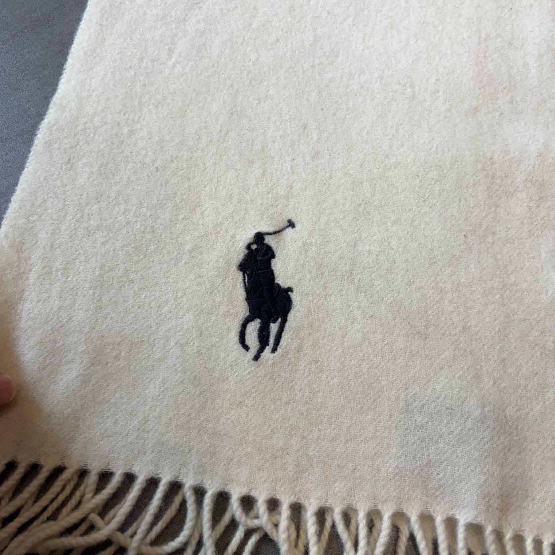 폴로 이태리 생산 블랙 렘스 울 머플러 목도리 상품이미지3