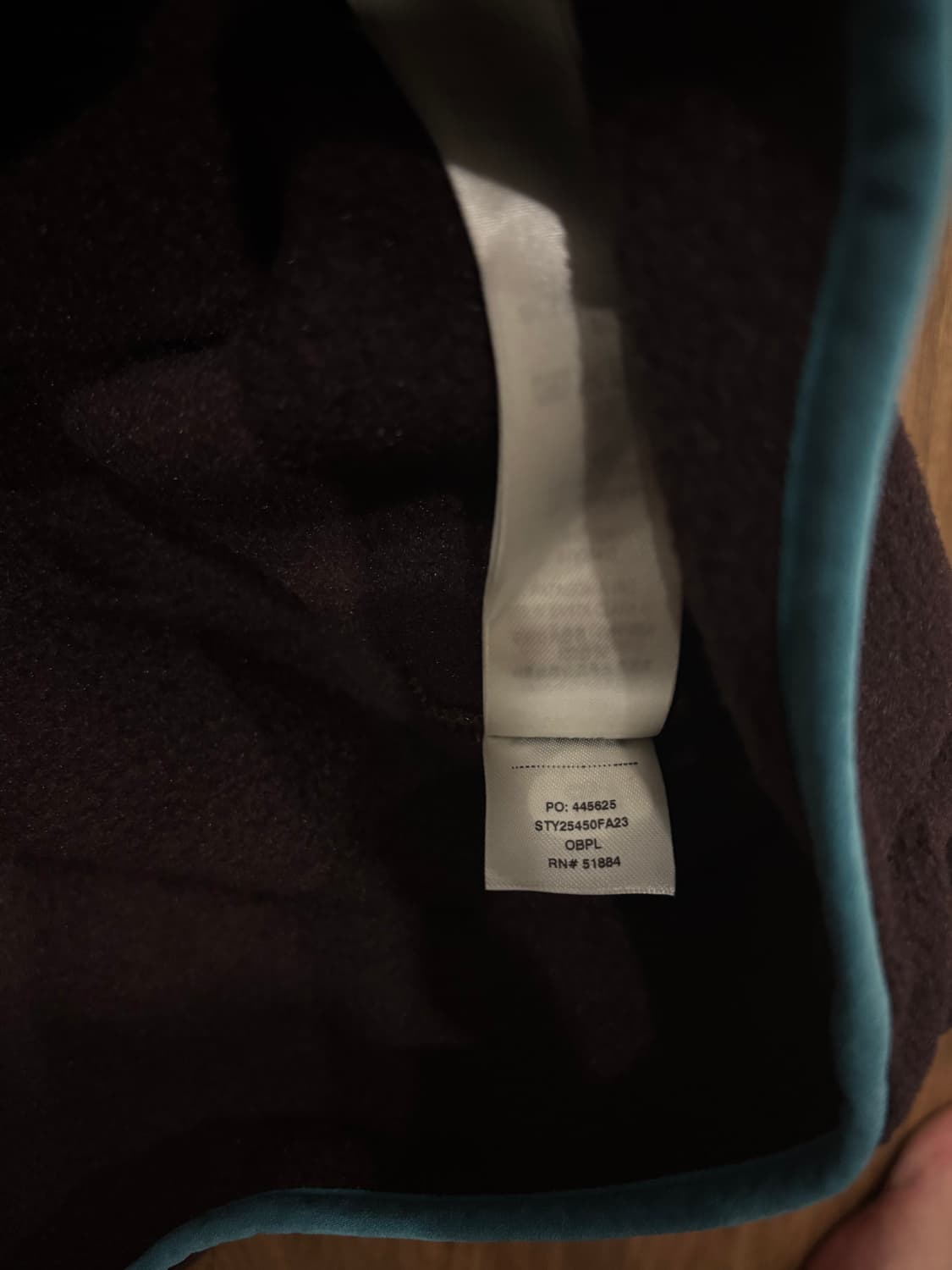 파타고니아 헤비웨이트 신칠라 옵시디언 플럼 M사이즈 팝니다. 상품이미지7