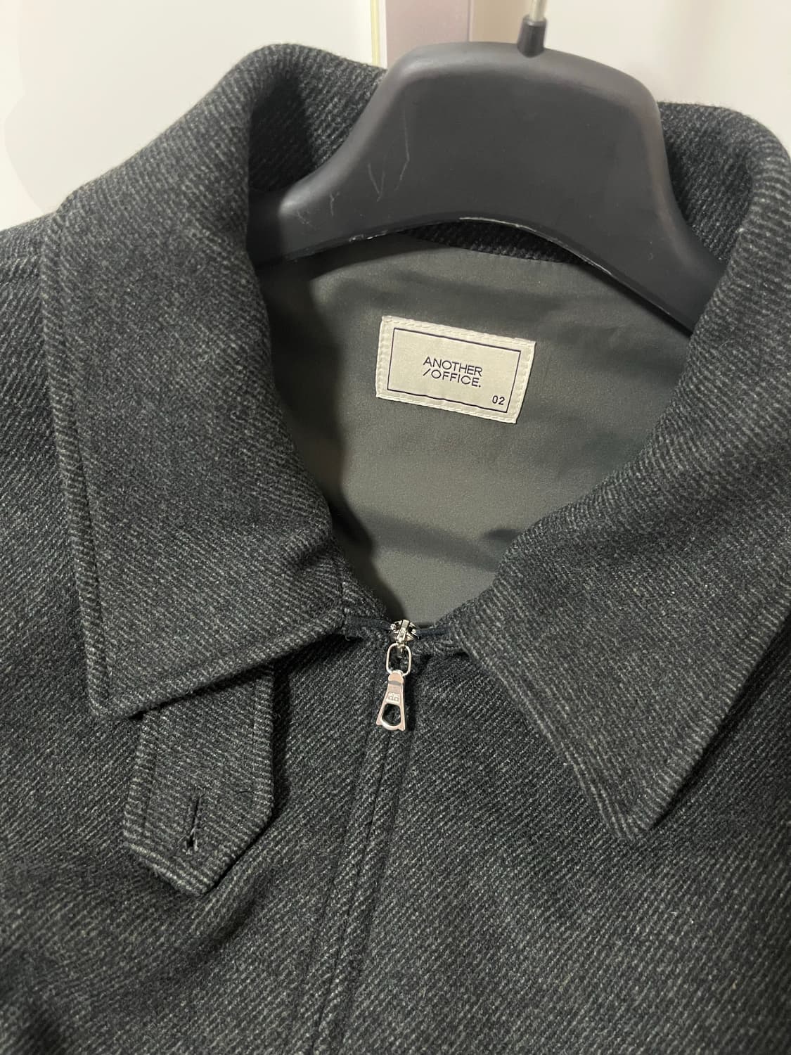 어나더오피스 볼륨 블루종 캐비어 2사이즈 팝니다 상품이미지3