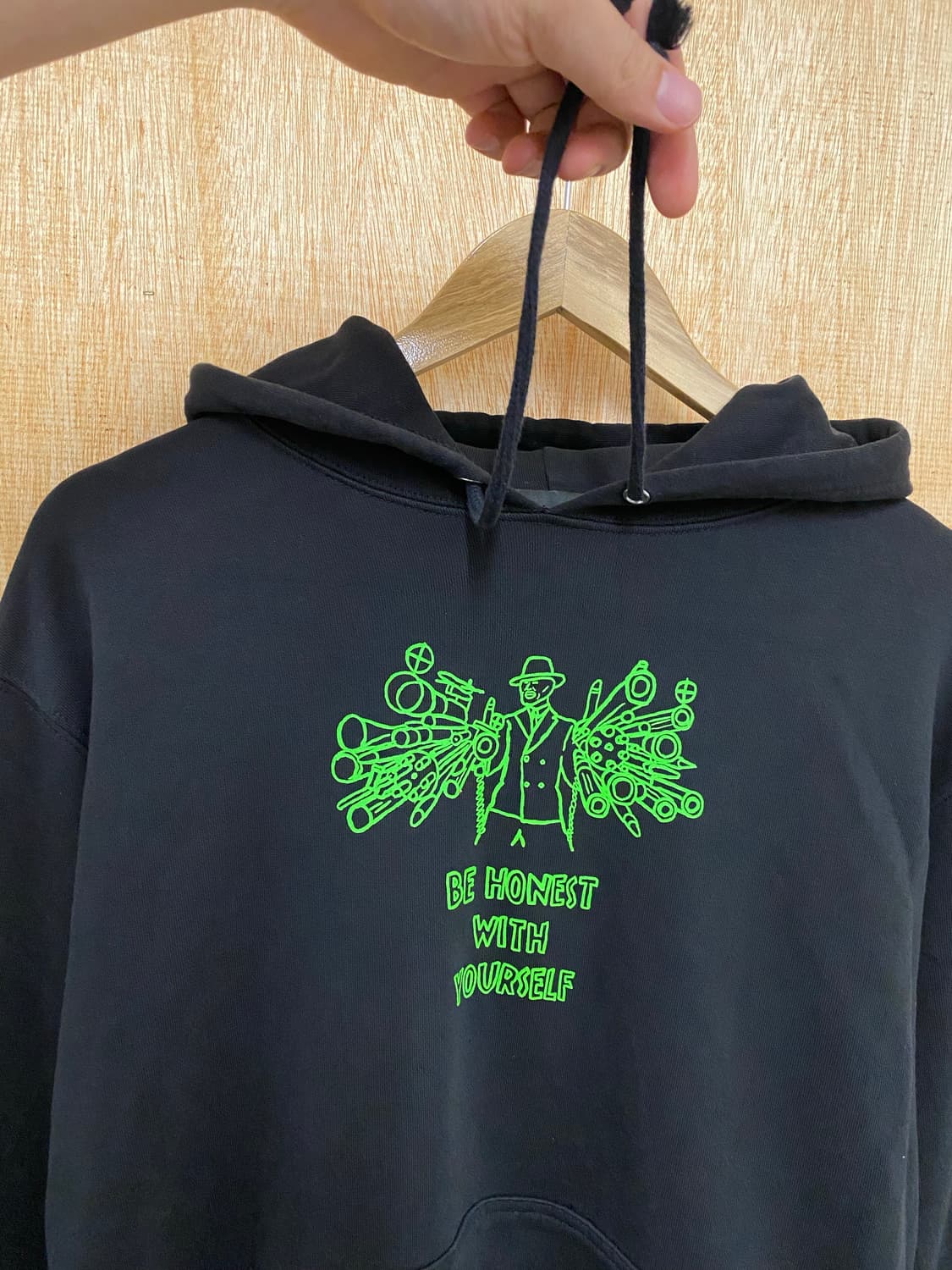 BEAMS the mask hoodie 빔즈 마스크 프린팅 후드 상품이미지5