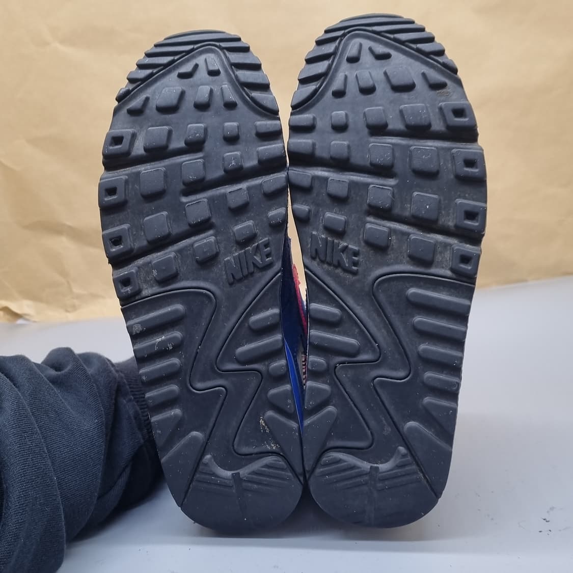 나이키 에어맥스90 코발트핑크 운동화240 상품이미지3