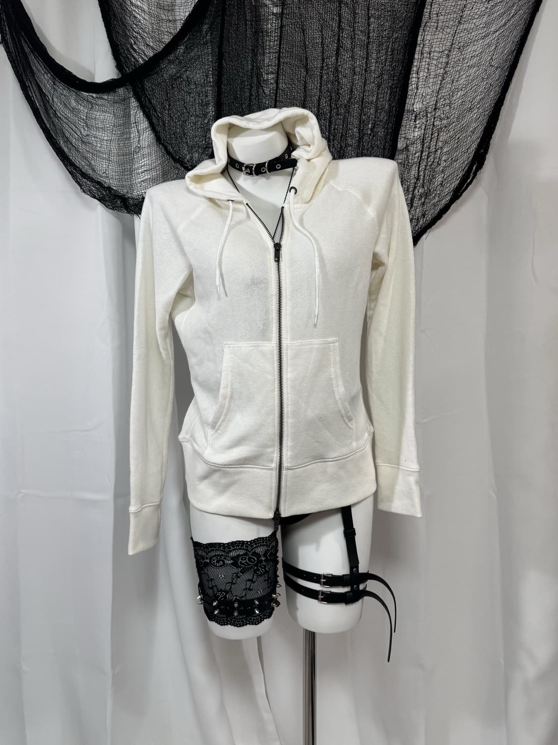 white hood zip up 상품이미지1