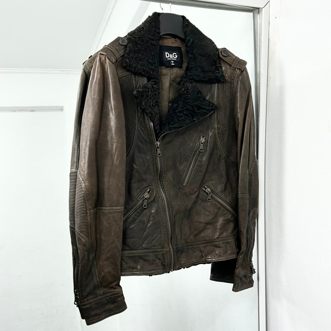 돌체앤가바나 아카이브 양가죽 쉐르파 라이더 자켓 상품이미지4