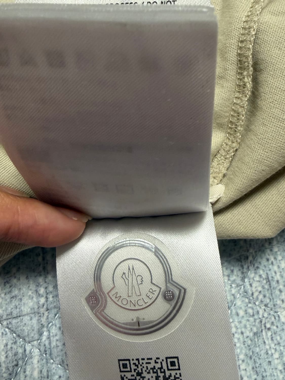 새상품 몽클레어 몽클레르 로고 코튼 저지 티셔츠 L 라이트베이지 상품이미지7