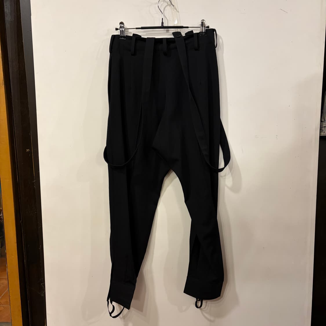 요지야마모토 서스펜더 테이퍼드 팬츠  상품이미지4