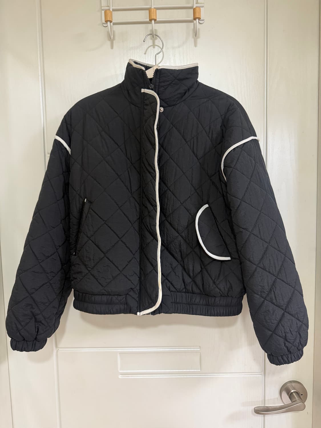 숏 경량 패딩 블랙 상품이미지2