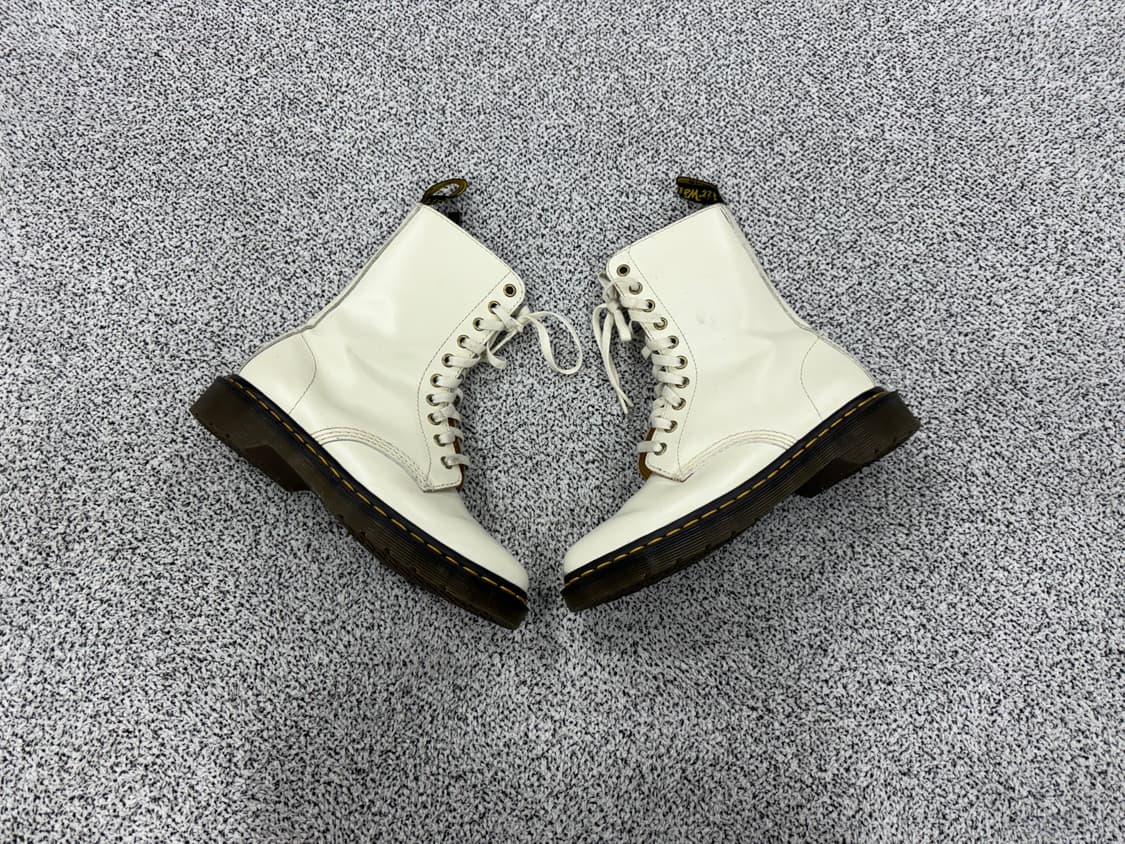 닥터마틴 ALIX 10홀 상품이미지2