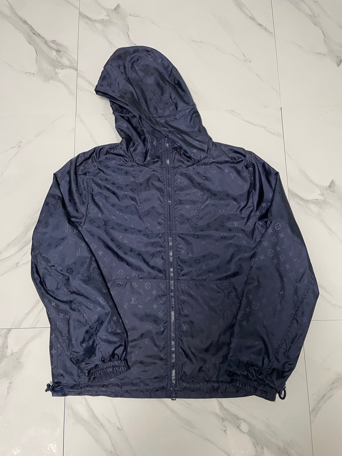 루이비통 리버서블 모노그램 윈드브레이커 자켓 48 백화점택 상품이미지1