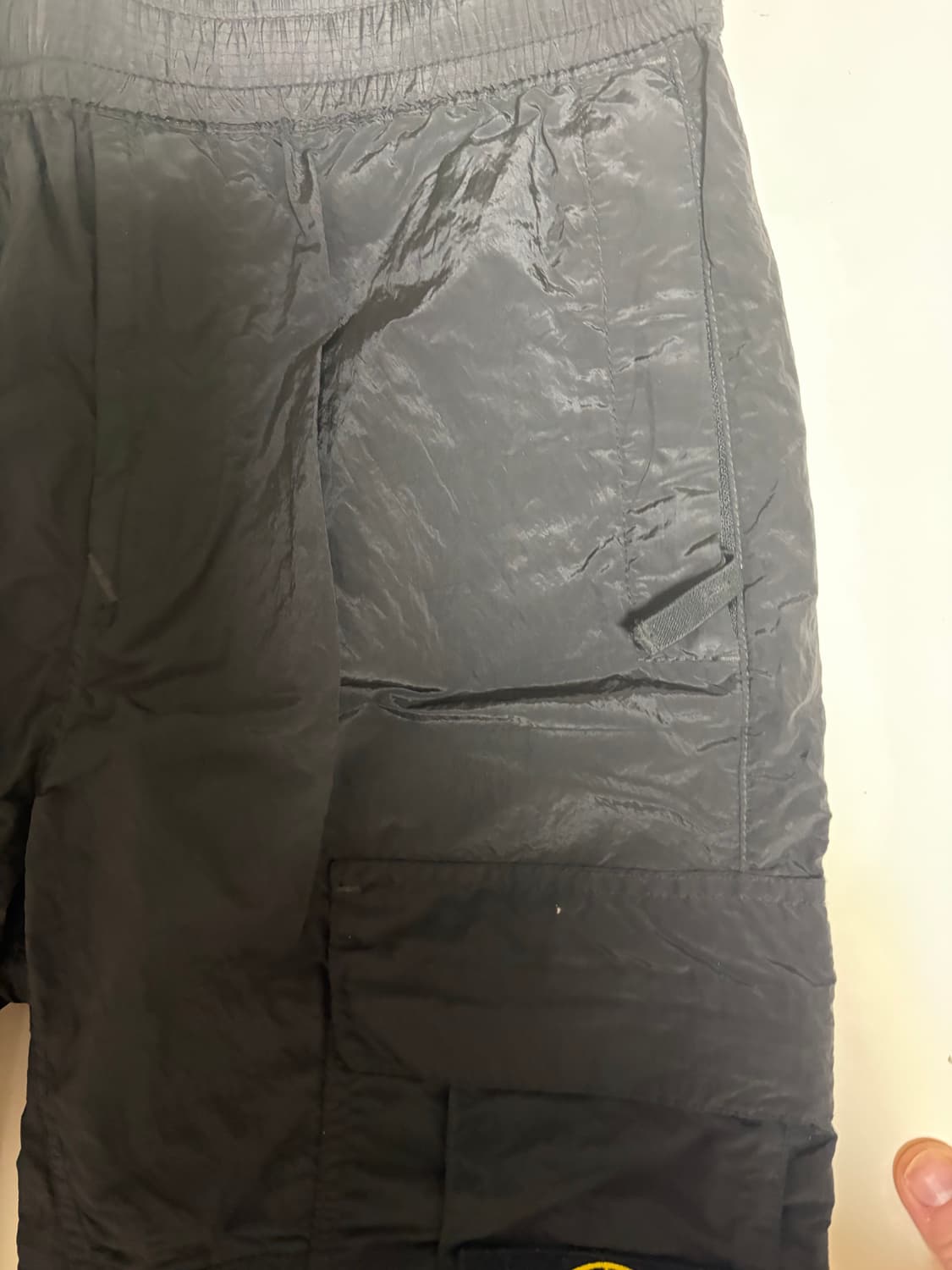 스톤아일랜드 나일론 팬츠 블랙 30 상품이미지2