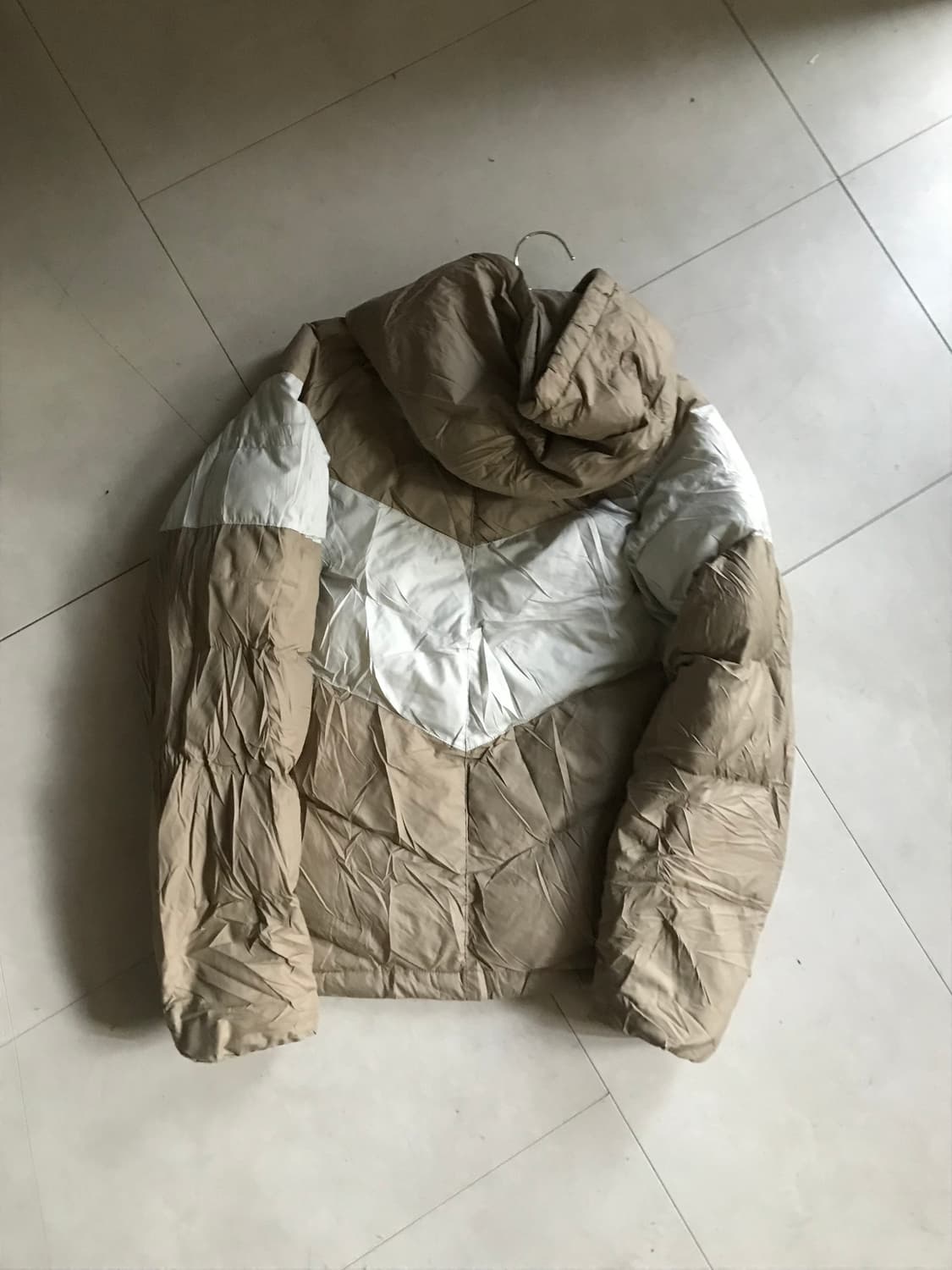 나이키 베이지 패딩 상품이미지8