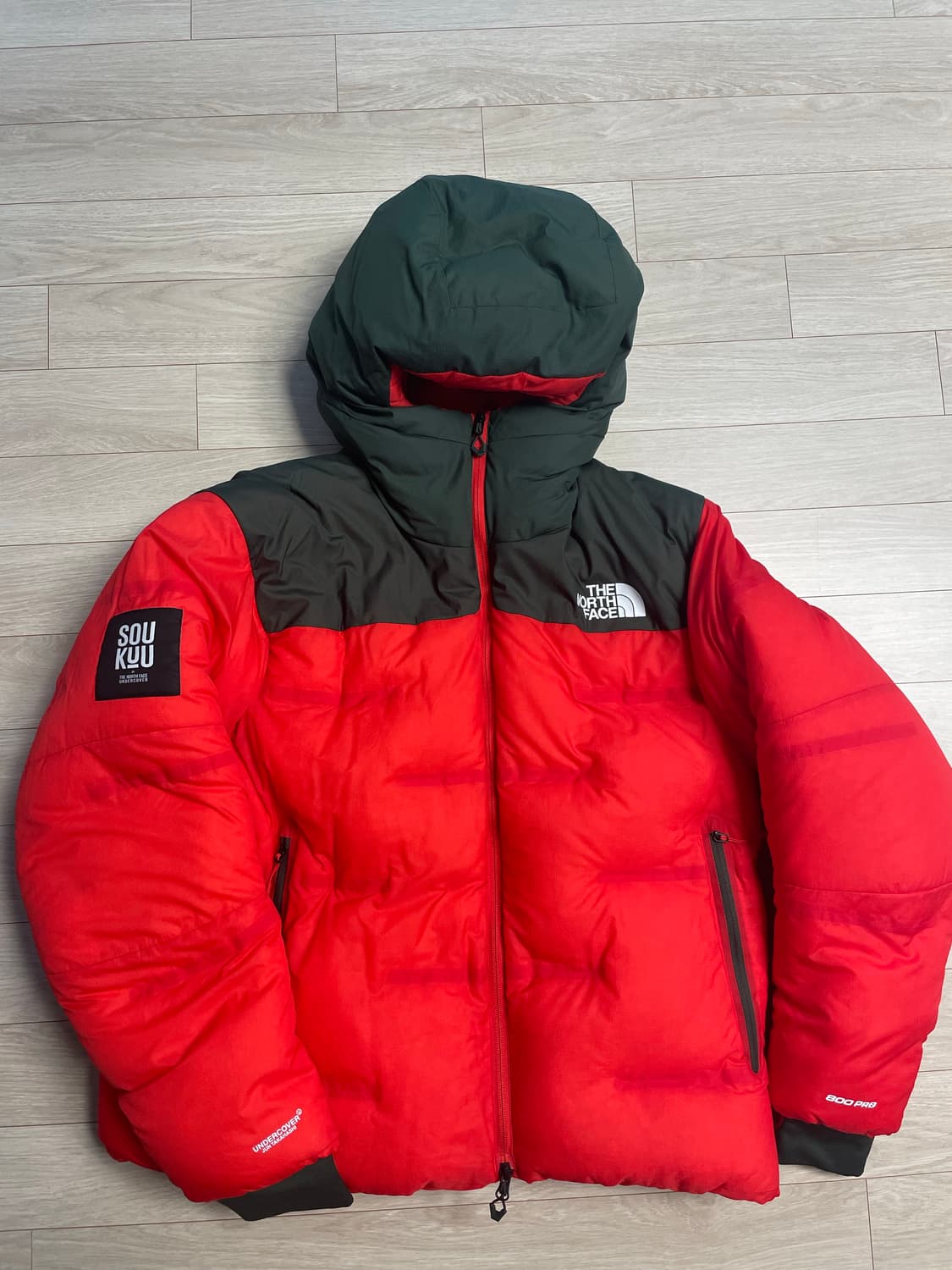 노스페이스 x 언더커버 소우쿠 800 PRO 패딩 레드/블랙(L) 상품이미지1
