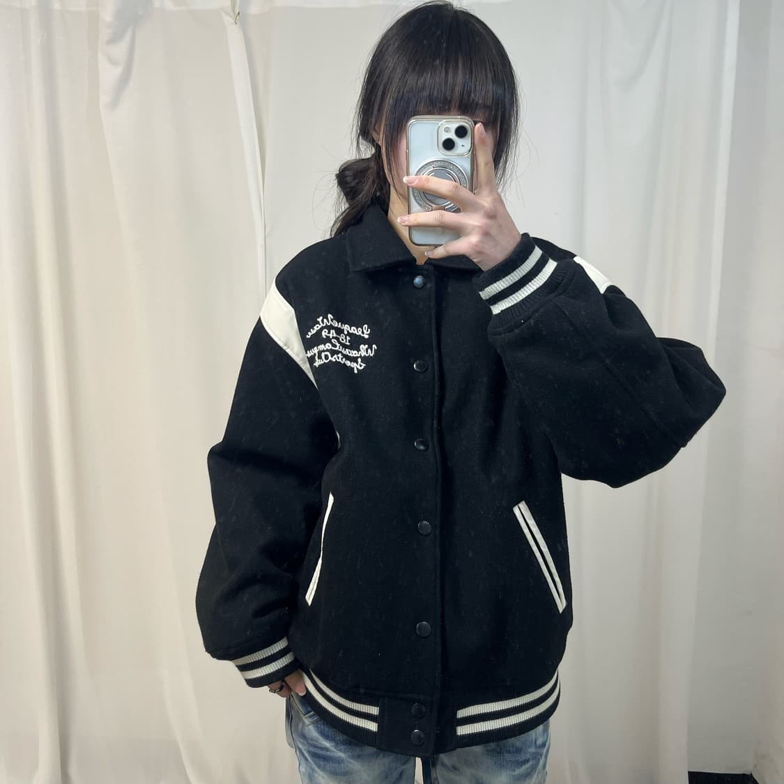 Who.A.U black varsity jacket  상품이미지1