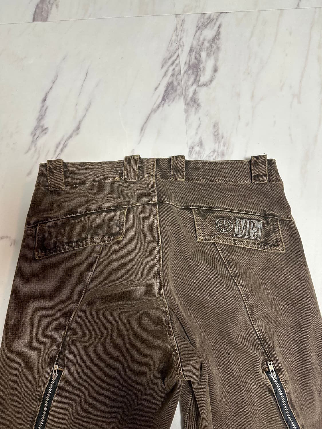 플라스틱프로덕트 지퍼팬츠(m) 상품이미지1