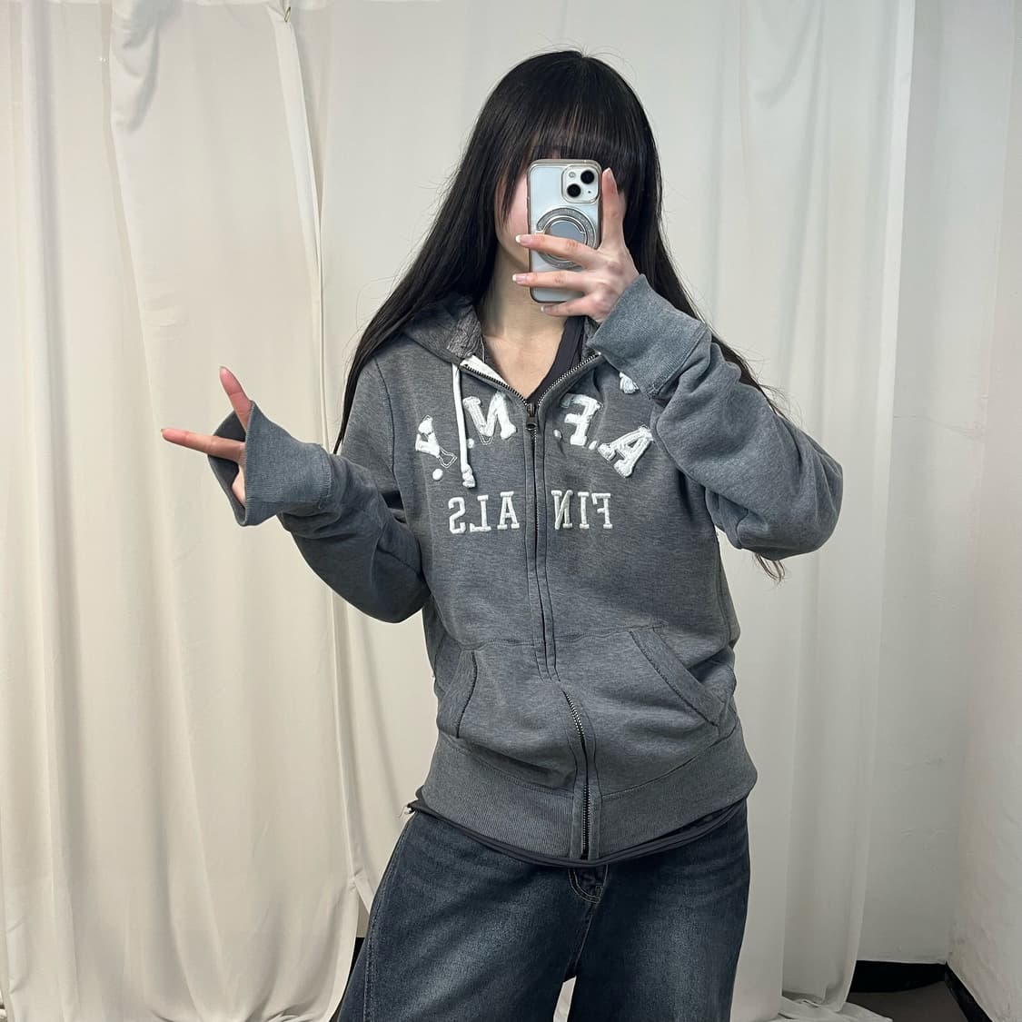 Abercrombie grey zip-up hoodie 상품이미지2