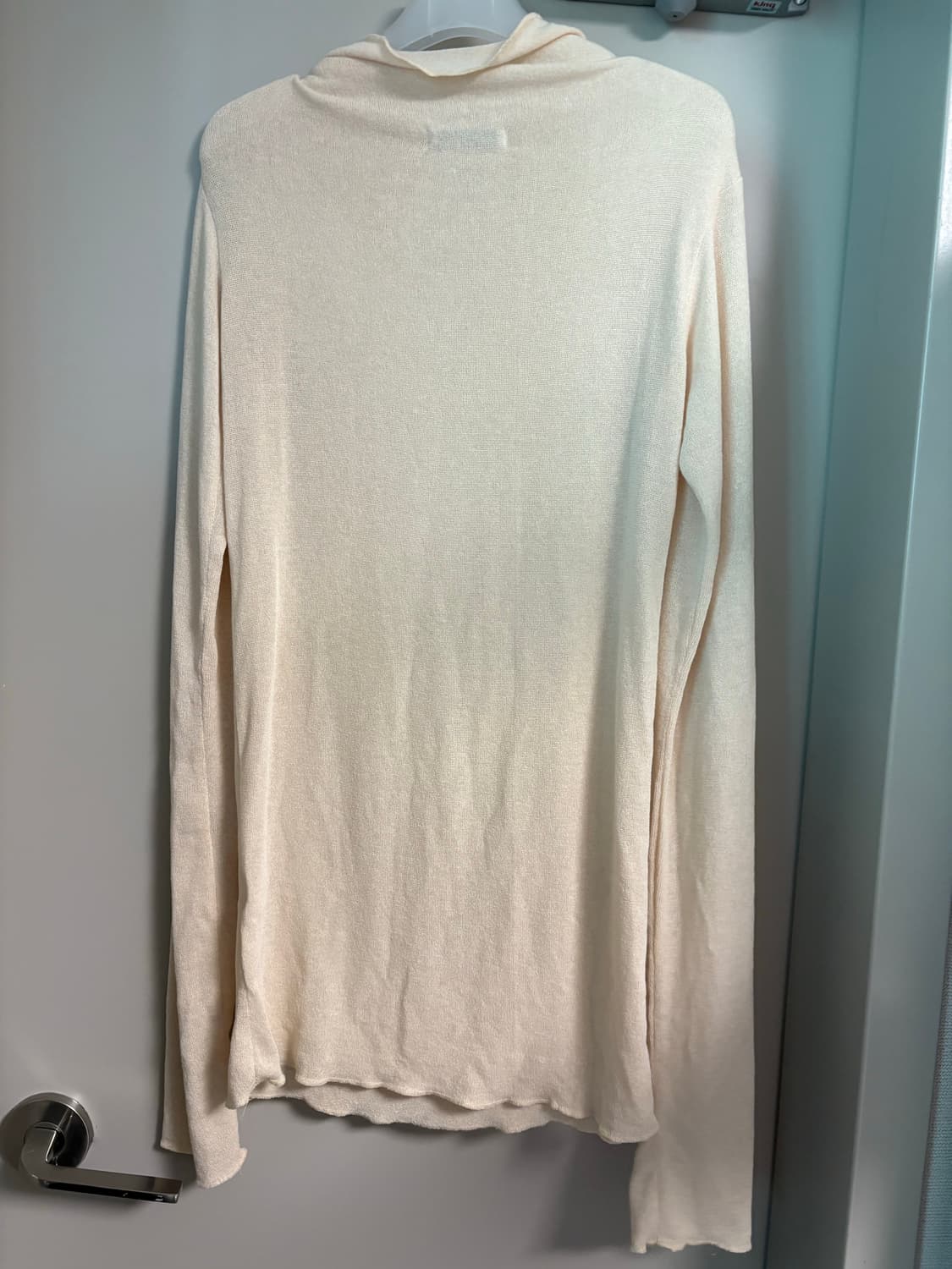 킨드레드 neck shirring long sleeve 상품이미지3