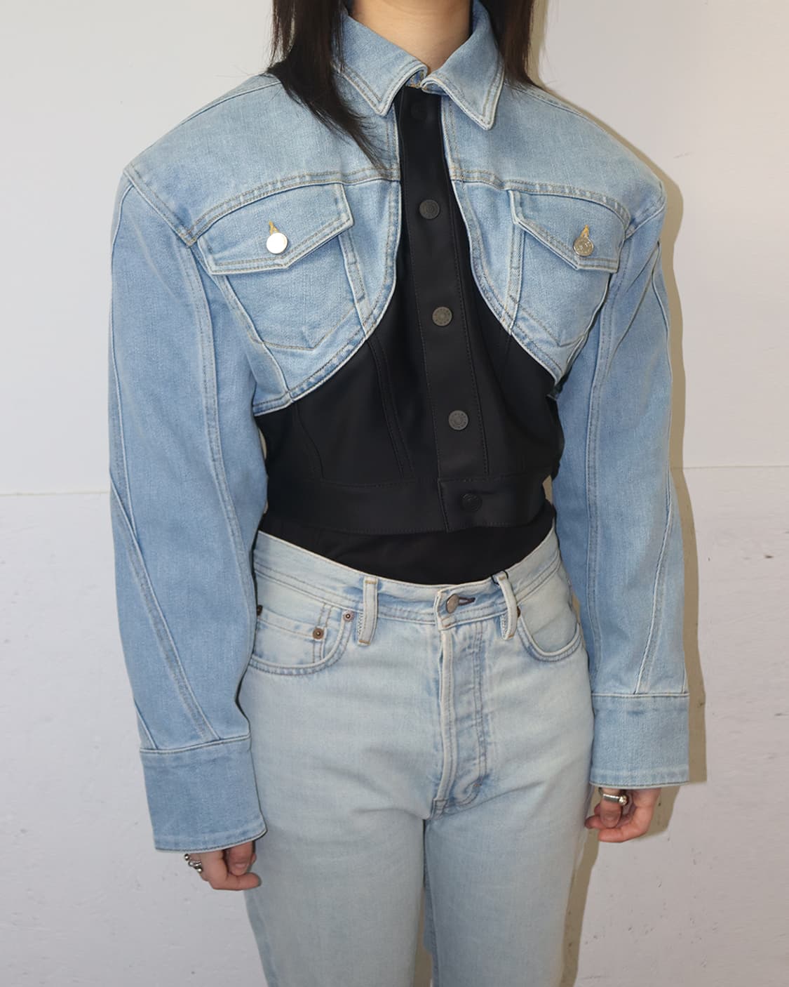 뮈글러 x H&M 23SS 디파인드 웨이스트 데님 크롭 자켓 상품이미지3