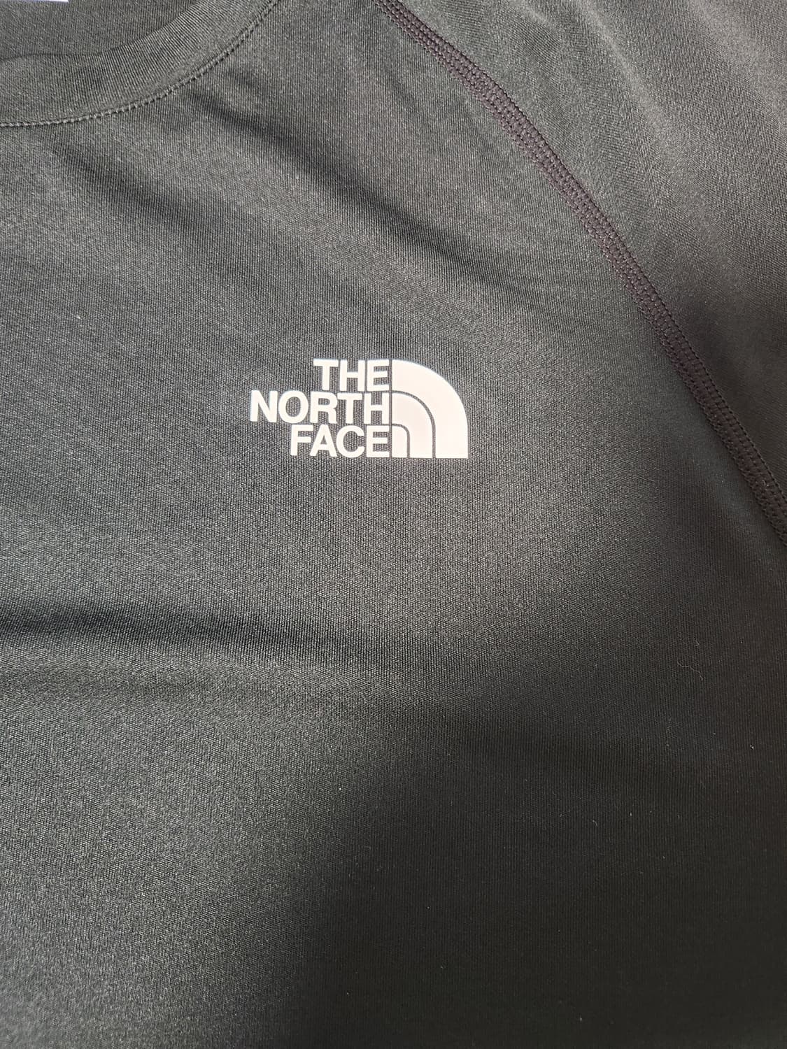 새상품급)노스페이스 남성 반팔티 사이즈95(m)

여러 중고사이트에도 같 상품이미지4