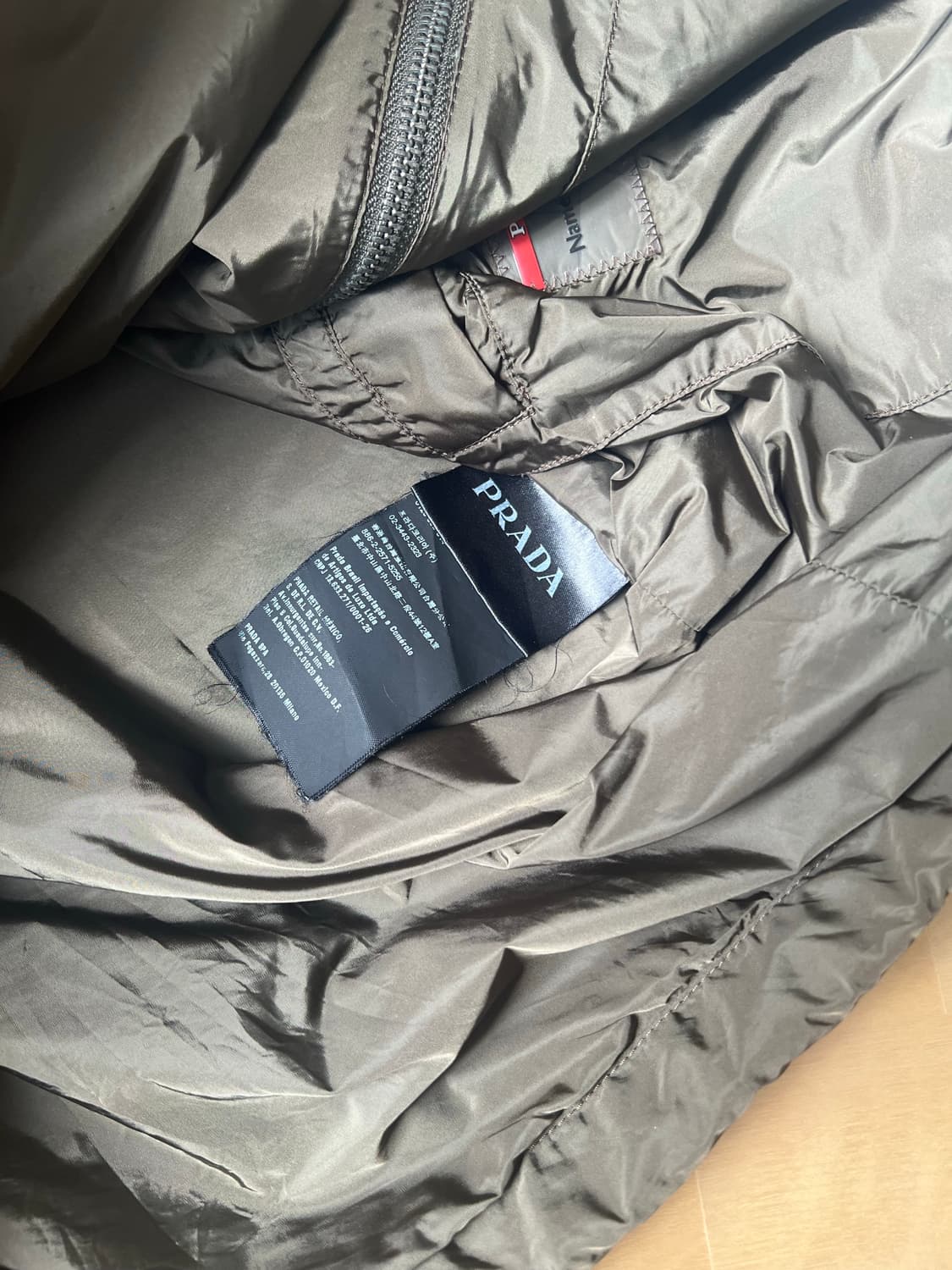 Prada nylon jacket 상품이미지8